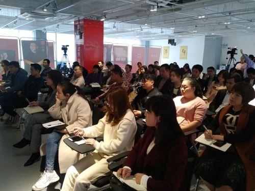 网红行走训练视频大全,轻松掌握时尚步伐，成为潮流达人