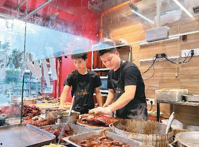 深圳网红烟火餐厅,网红餐厅美食盛宴